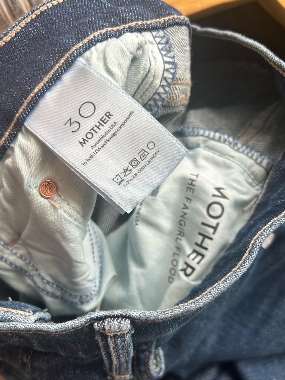 MOTHER Women's Jeans in Dark Blue Wash THE FANGIRL FLOOD - Picture 11 of 11